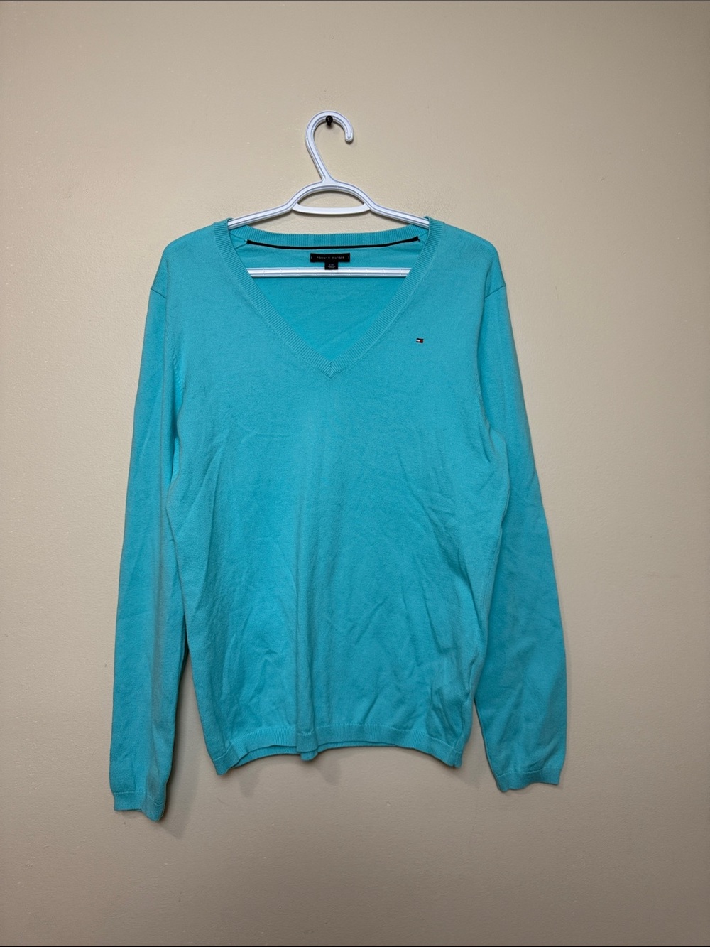 Tommy Hilfiger Women’s Turquoise Blue V-Neck Sweater